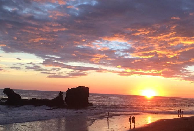 El Tunco Beach El Salvador One Of The Best Surf Spots In The Country