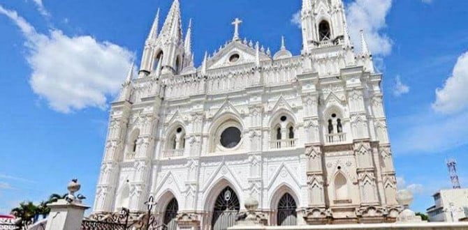 Santa Ana Cathedral in El Salvador