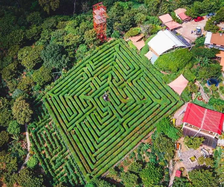 Labyrinth of Albania 